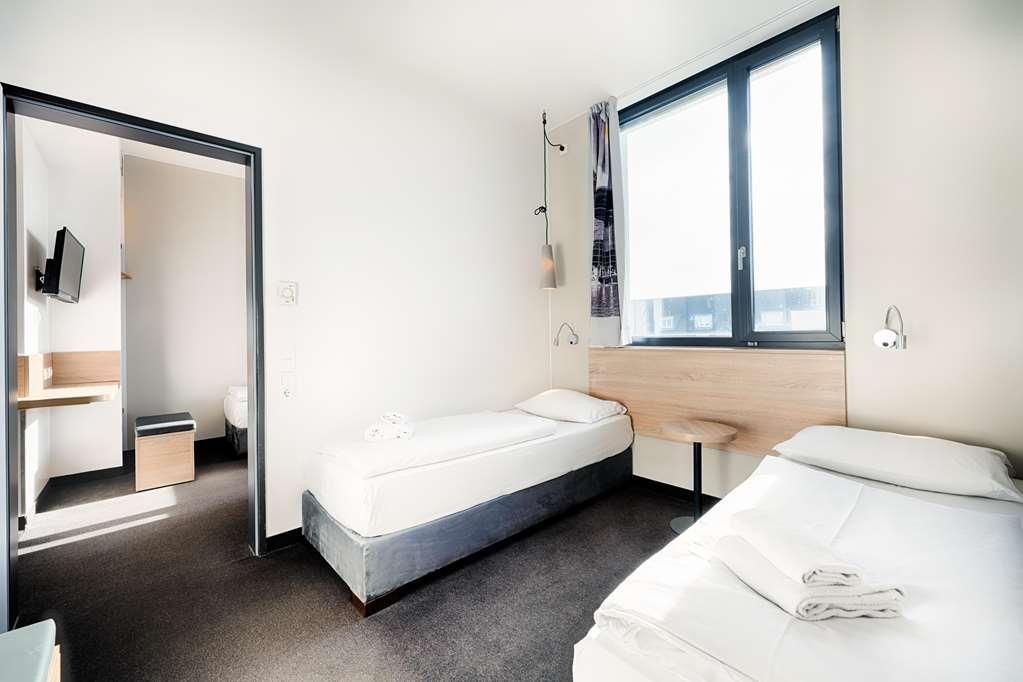 B&B Hotel Munchen Trudering Oberschleißheim Rum bild