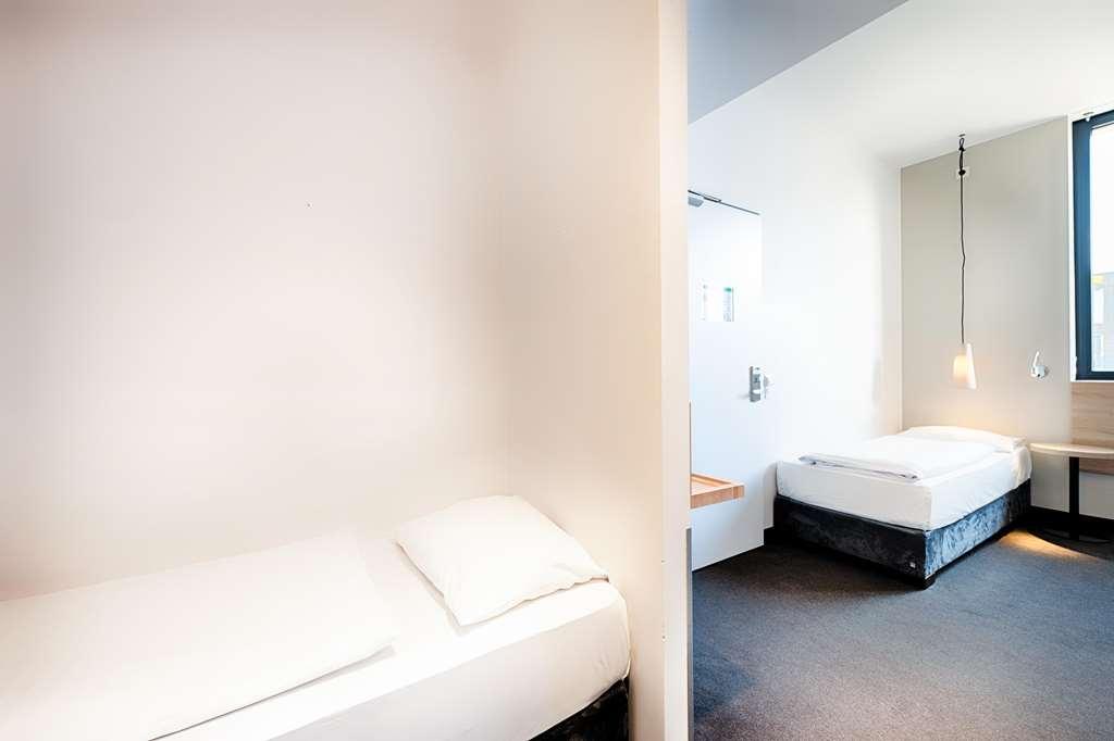 B&B Hotel Munchen Trudering Oberschleißheim Rum bild