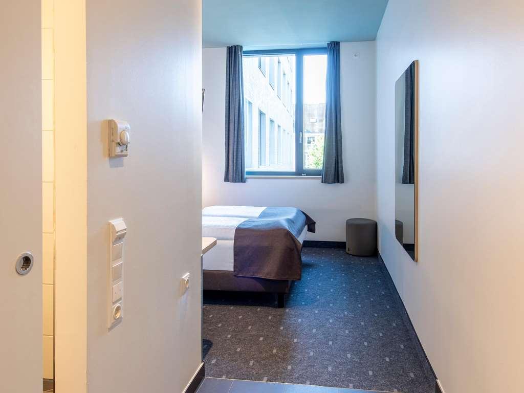 B&B Hotel Munchen Trudering Oberschleißheim Rum bild